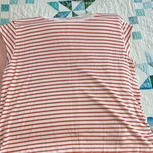 American Eagle Outfitters Red and White Striped Short Sleeve Tee